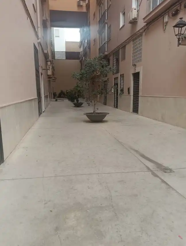 Parkplatz von Wohnungen zur Miete in Málaga mit Klimaanlage, Heizung und Parkett