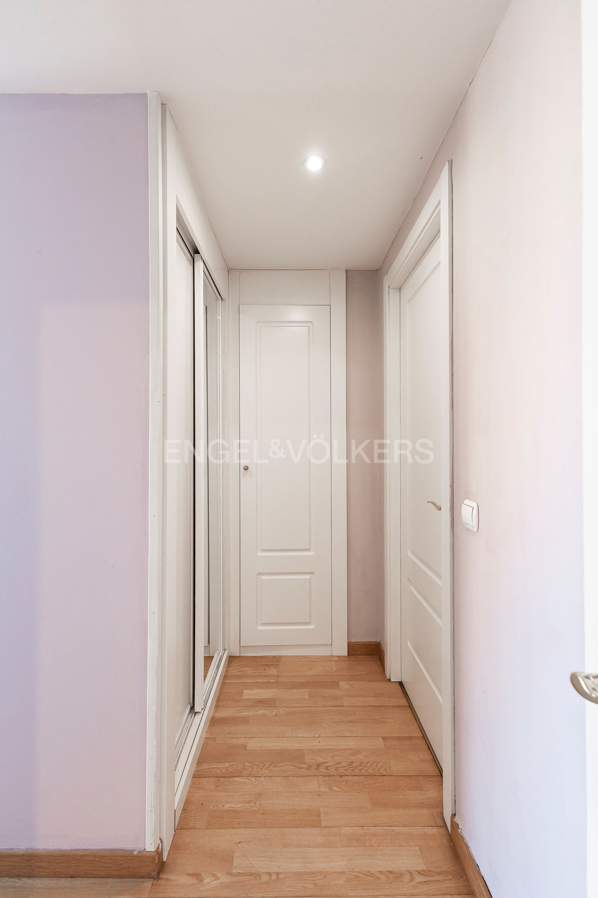 Apartament en venda en  Madrid Capital amb Calefacció, Piscina i Moblat