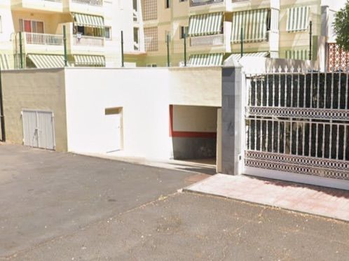 Vista exterior de Garatge de lloguer en Arona