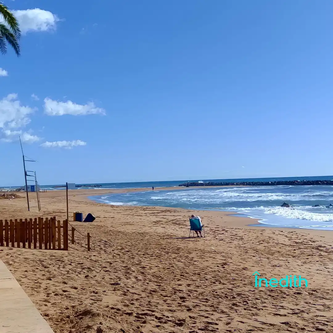 Terreny residencial en venda a Carrer Carrer del Crisantem, imagen 18