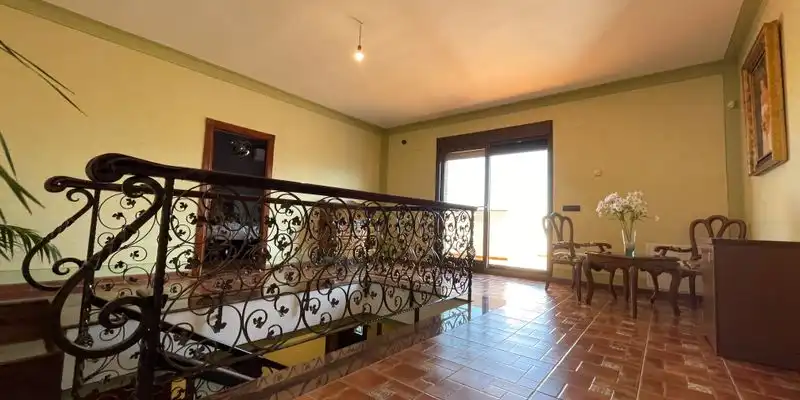 Casa o xalet en venda en Loja amb Aire condicionat, Jardí privat i Terrassa