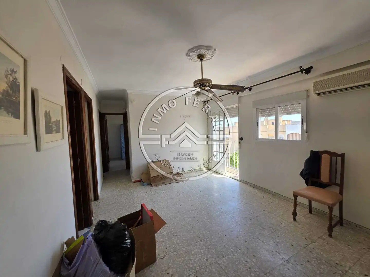 Living room of Flat for sale in Écija  with Air Conditioner, Heating and Balcony