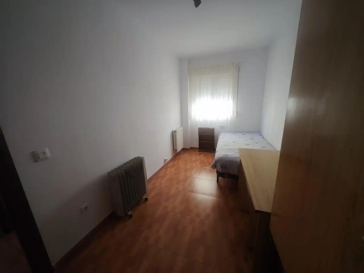 Habitación de Piso en venta en Plasencia con Aire acondicionado, Terraza y Amueblado