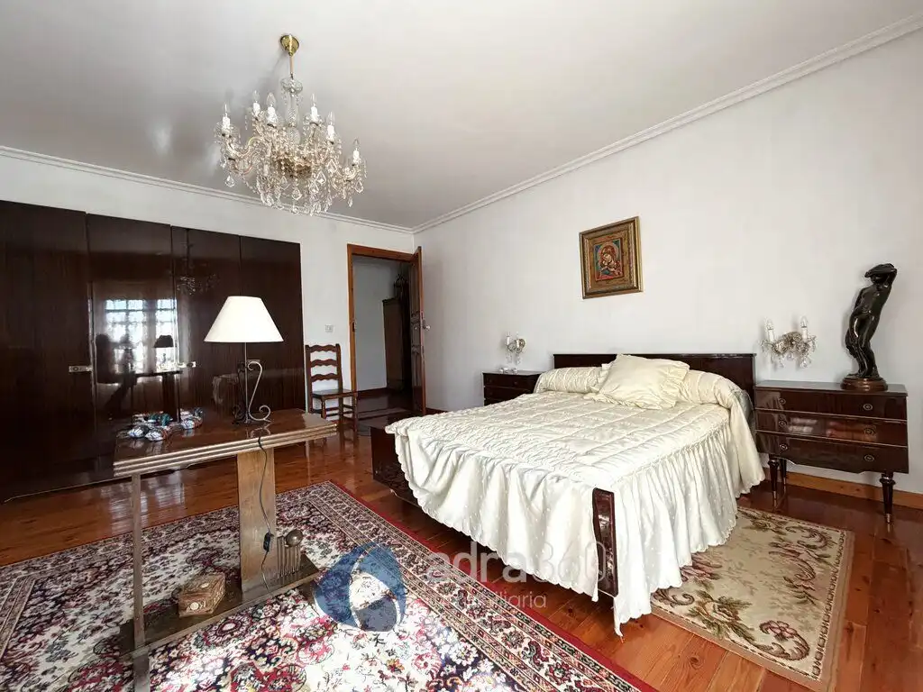 Schlafzimmer von Country house zum Verkauf in Lanciego / Lantziego mit Heizung, Terrasse und Abstellraum