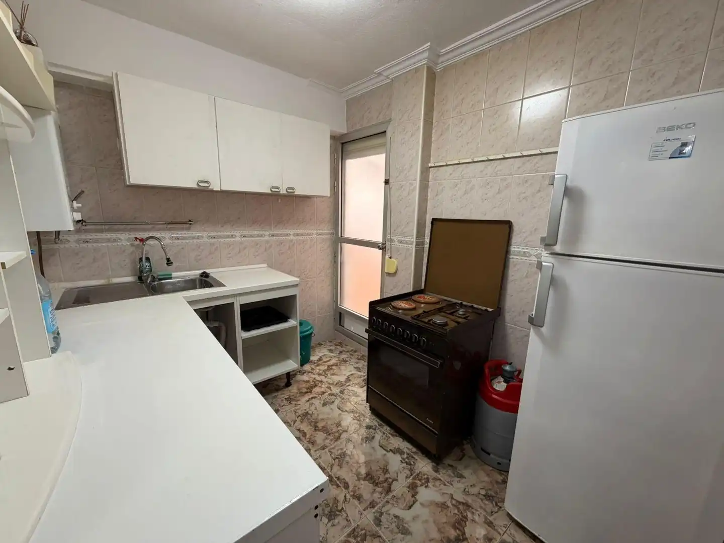 Cocina de Apartamento en venta en Alicante / Alacant con Aire acondicionado, Terraza y Amueblado
