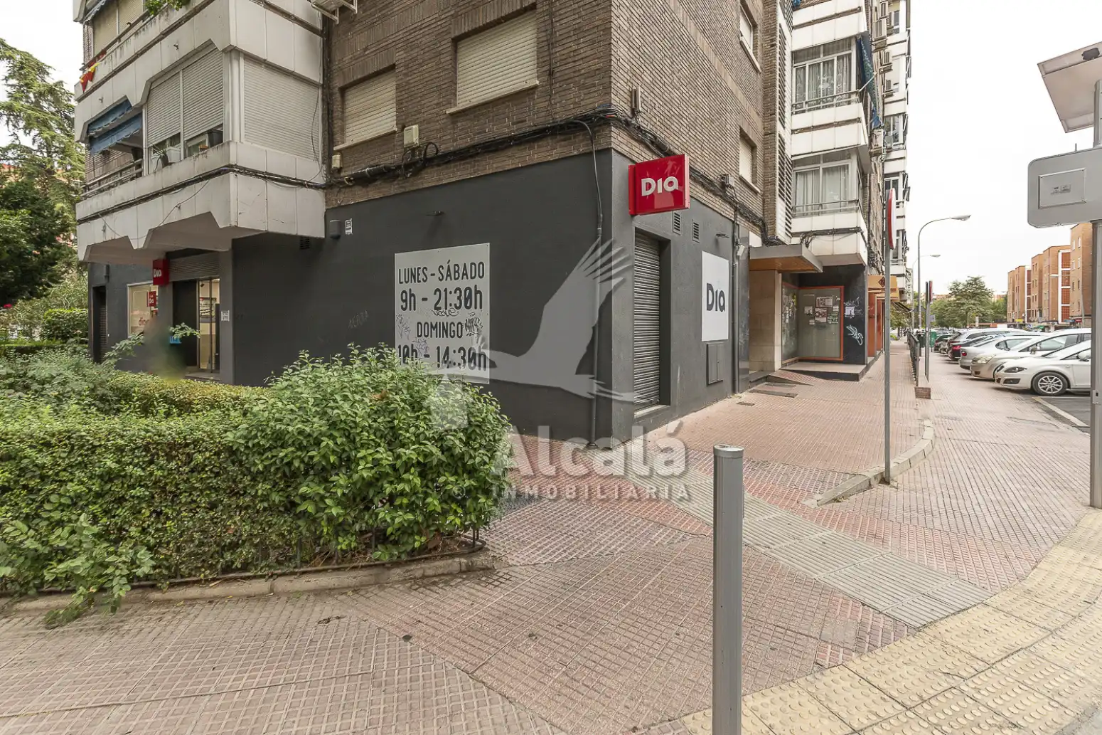 Vista exterior de Pis en venda en Alcalá de Henares amb Calefacció