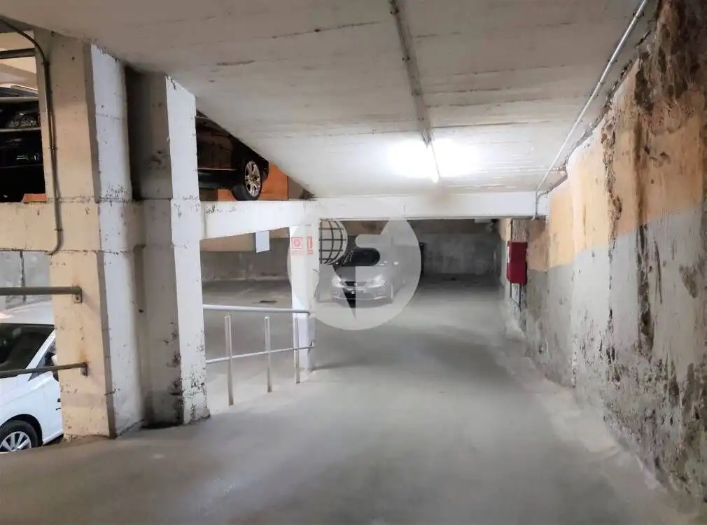 Einzelparkplatz zum Verkauf in Estació de França, imagen 3