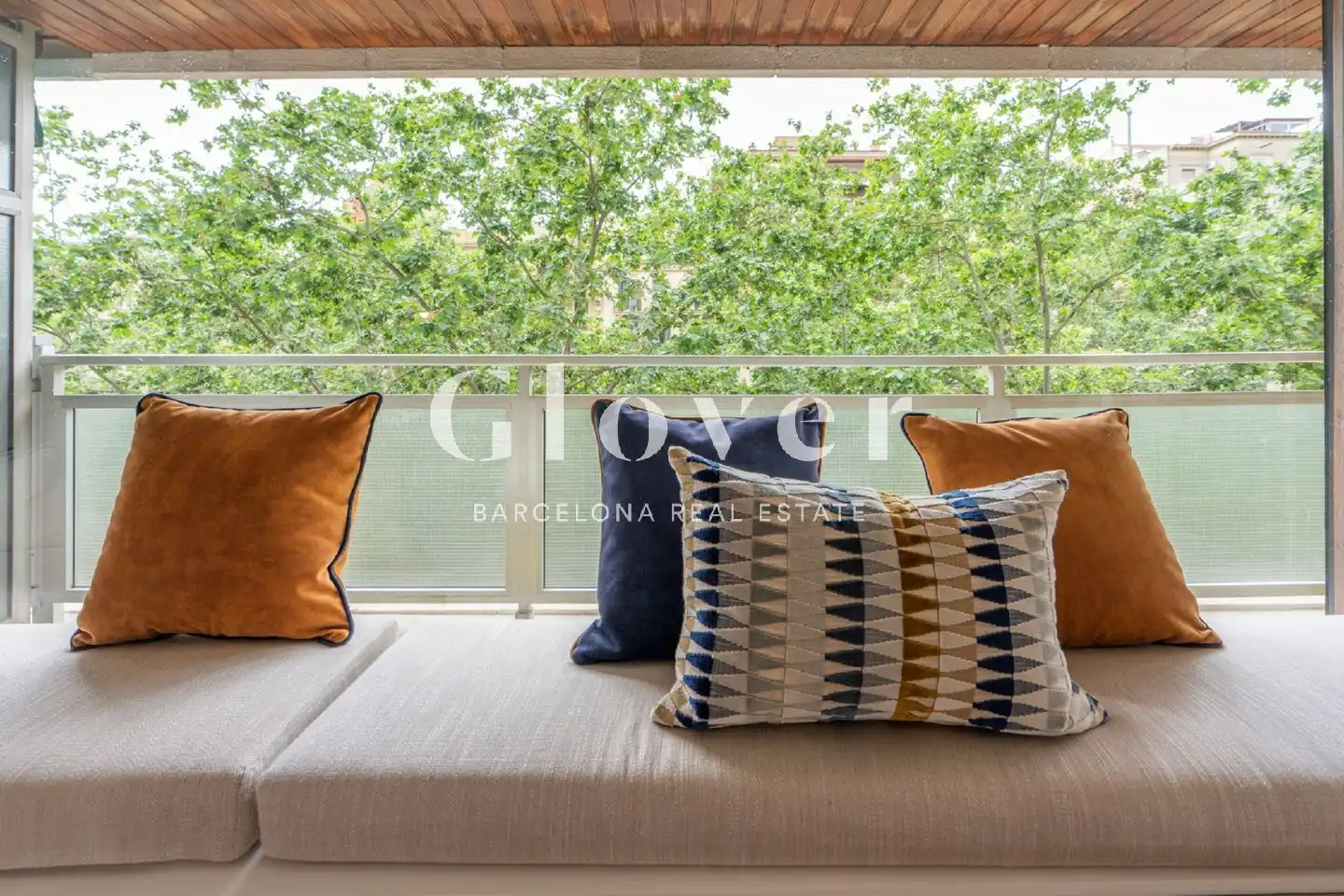 Jardín de Piso en venta en Barcelona con Aire acondicionado, Calefacción y Terraza