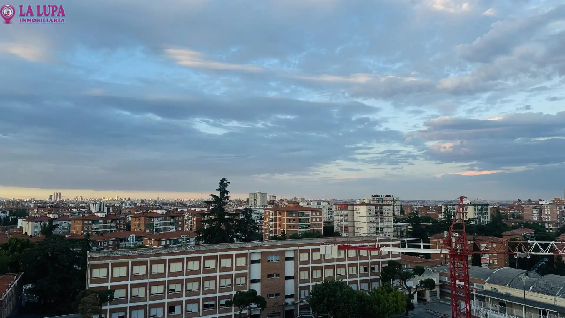 Exterior view of Flat for sale in Madrid  with Air Conditioner, Heating and Private garden