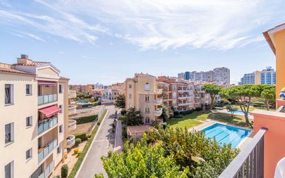 Vista exterior de Apartament en venda en Empuriabrava amb Aire condicionat i Terrassa