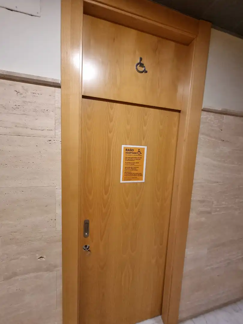 Office space with lift to rent in Pisa, imagen 17