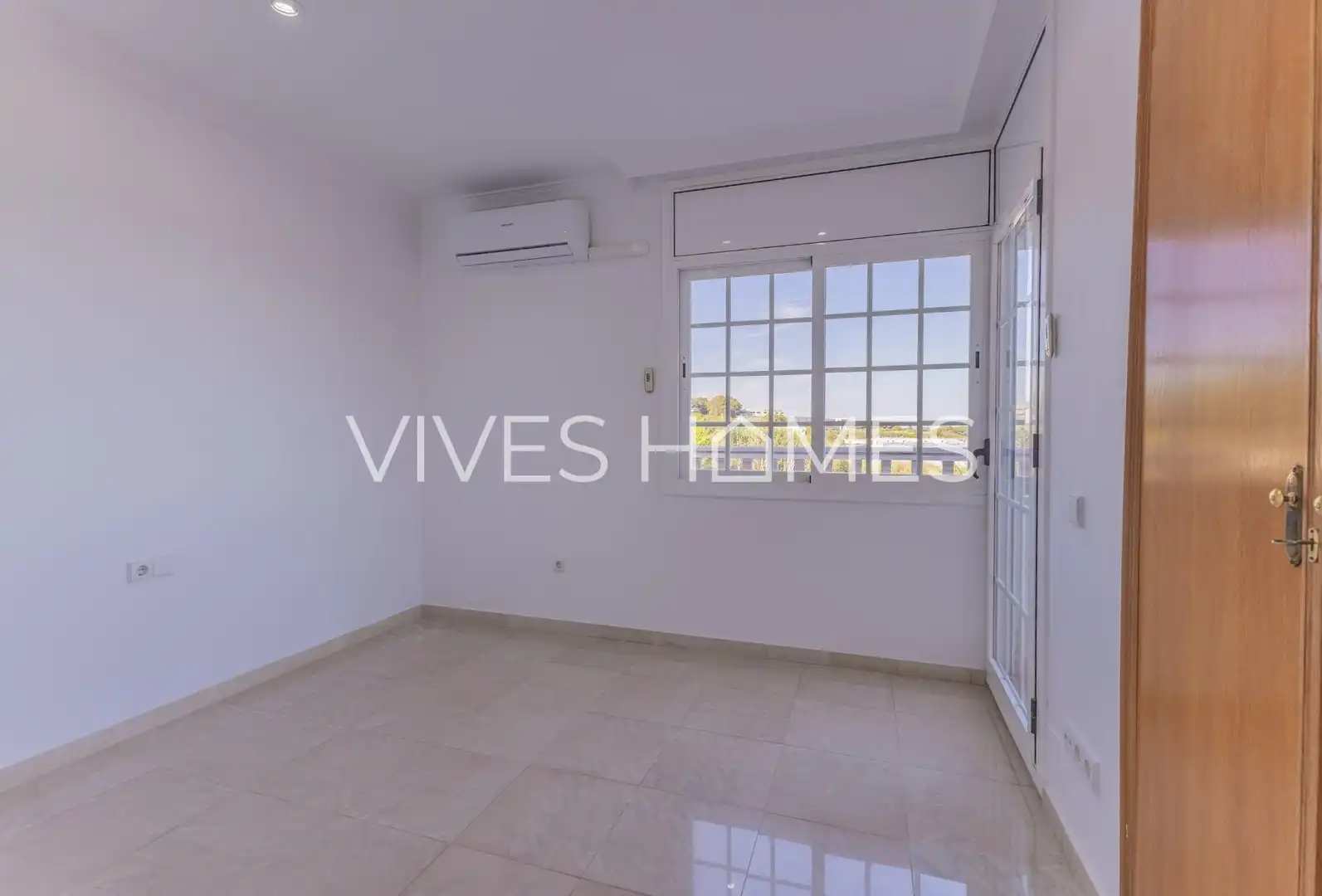 Bedroom of Houses for sale in Arenys de Mar  with Air Conditioner, Heating and Private garden