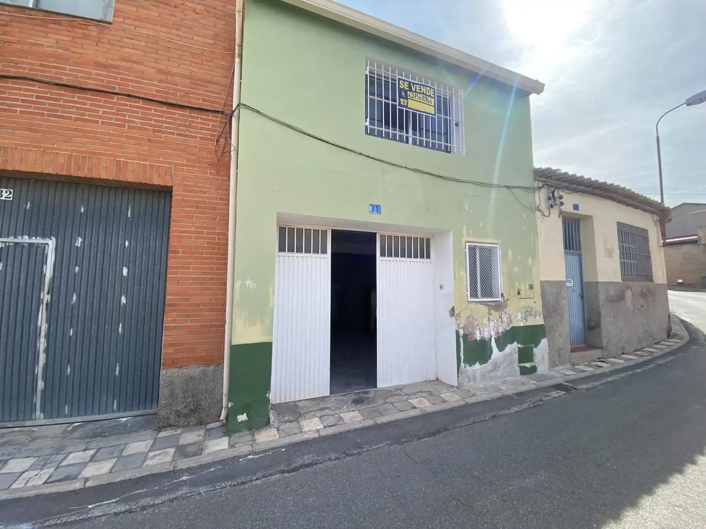 Vista exterior de Local en venta en Biar