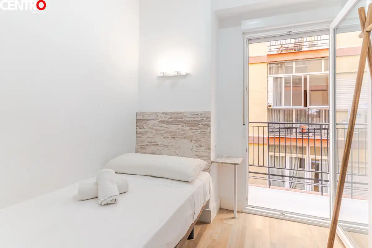 Habitación de Piso en venta en Granada con Aire acondicionado y Terraza