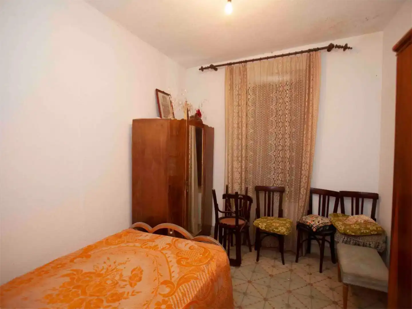 Dormitori de Casa adosada en venda en Membibre de la Hoz amb Moblat