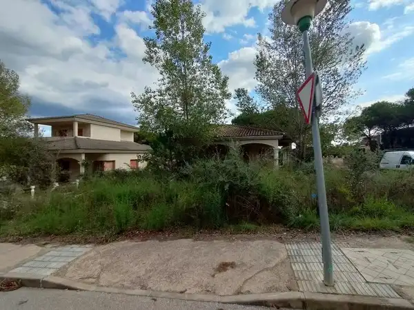 Edificio en venta en Vidreres