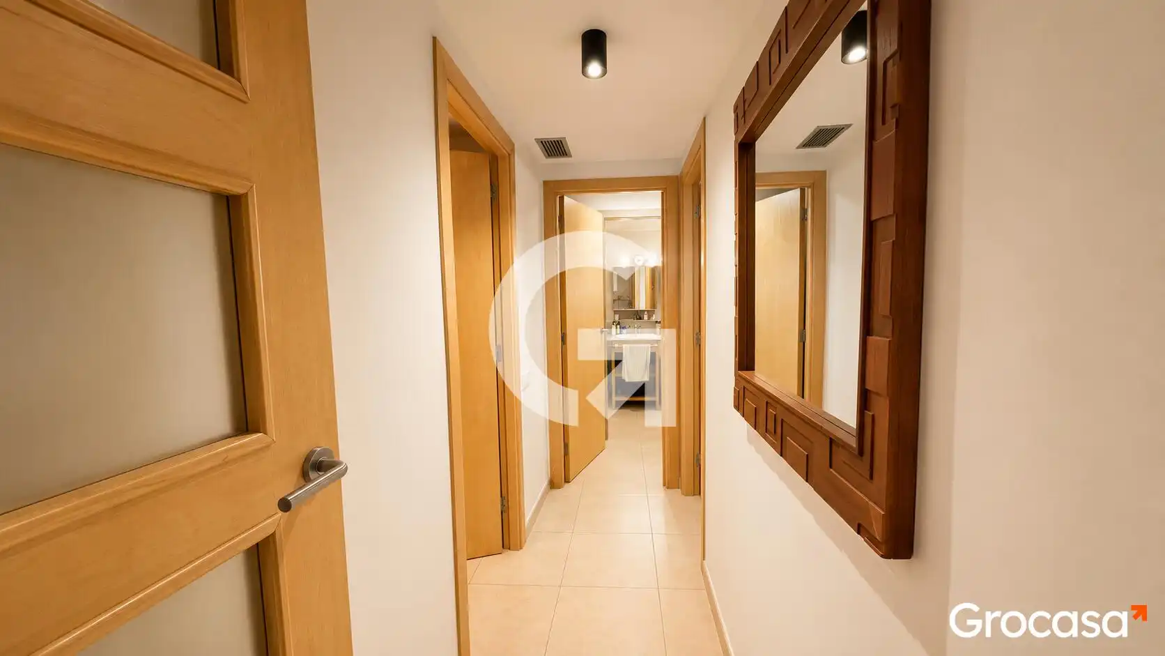 Wohnung zum Verkauf in Lloret de Mar mit Klimaanlage, Terrasse und Gemeinschaftspool