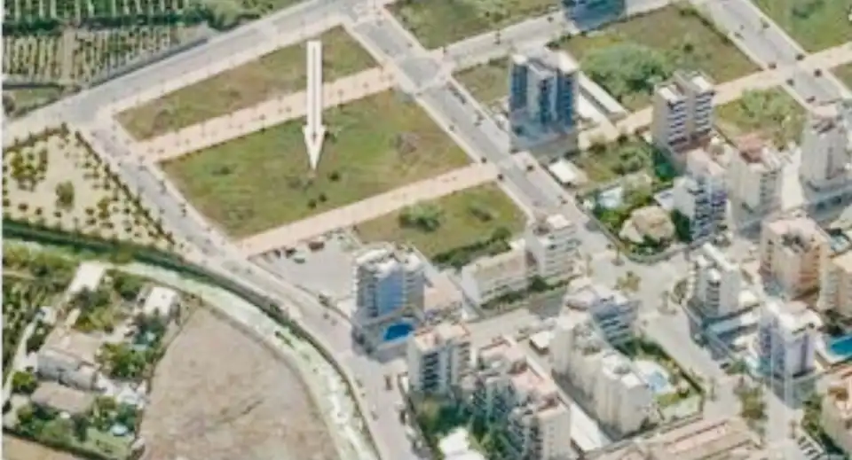 Terreny residencial en venda a Miramar, imagen 2