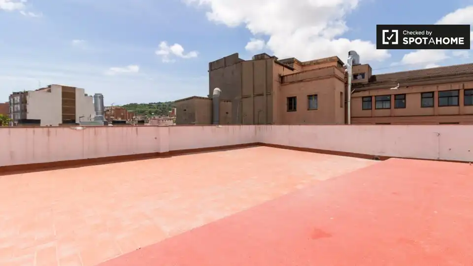 Appartamento con terrazza in affitto a Ciutat Vella, imagen 3