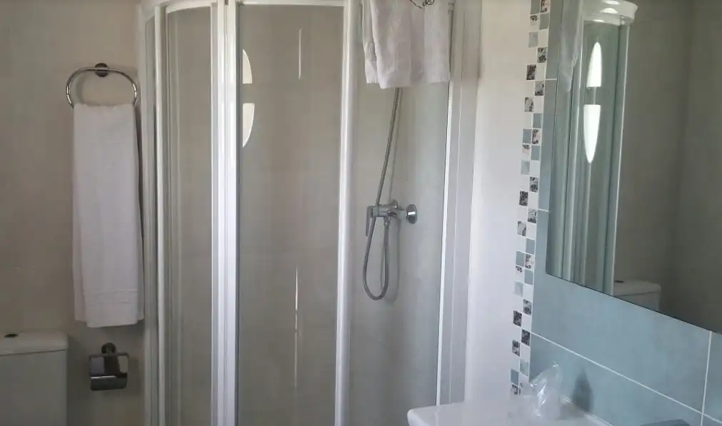 Bathroom of Buildings for sale in Ibros  with Alarm