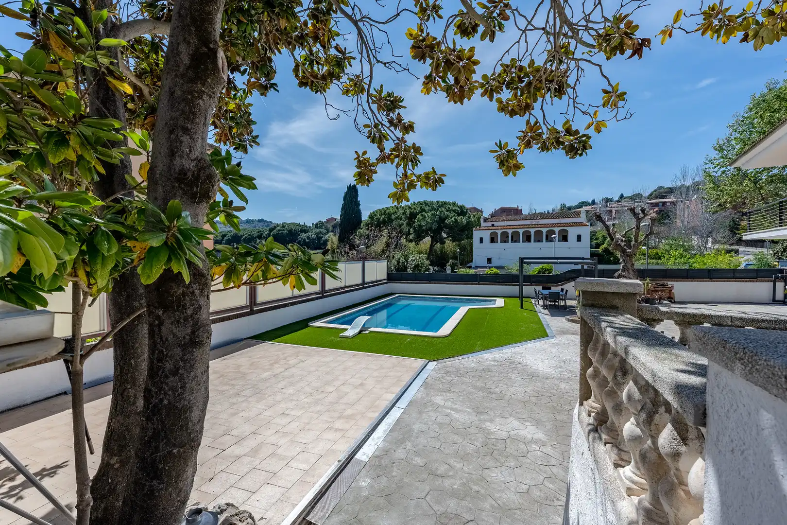 Piscina de Casa o xalet en venda en Tiana amb Aire condicionat, Calefacció i Jardí privat
