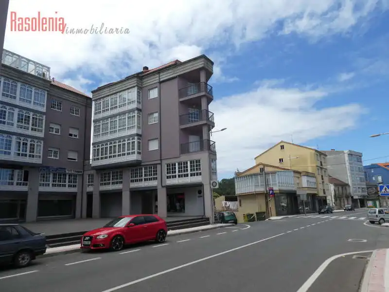 Vista exterior de Local en venta en Zas