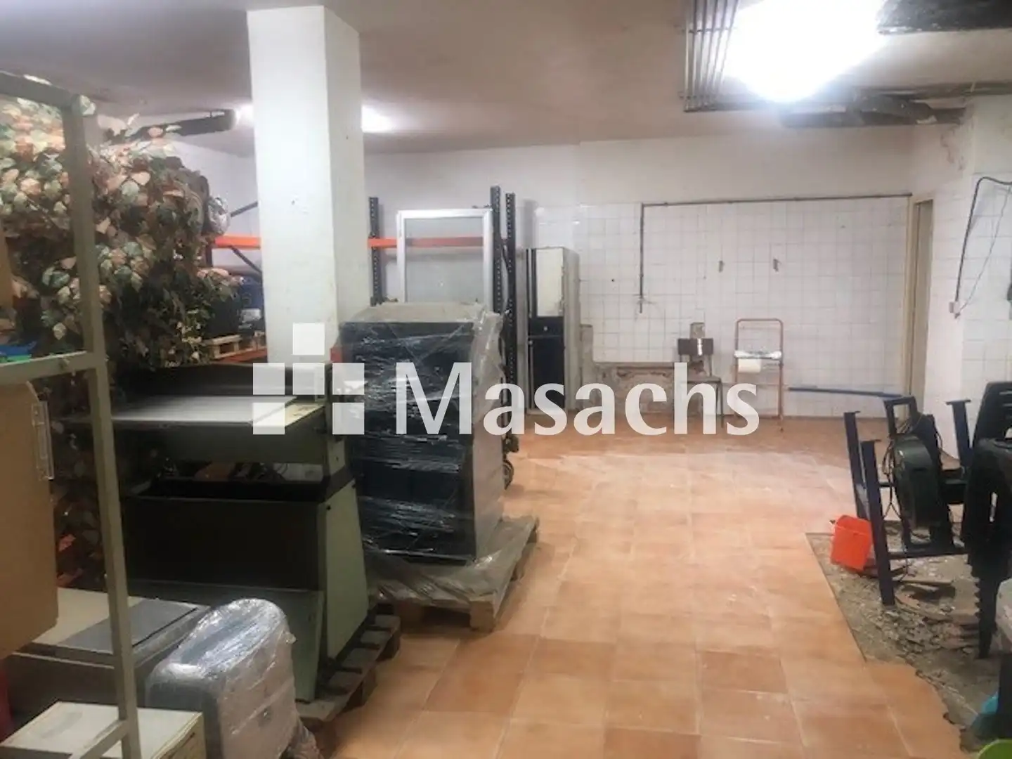 Local comercial en venda a Duquesa de la victoria, imagen 4