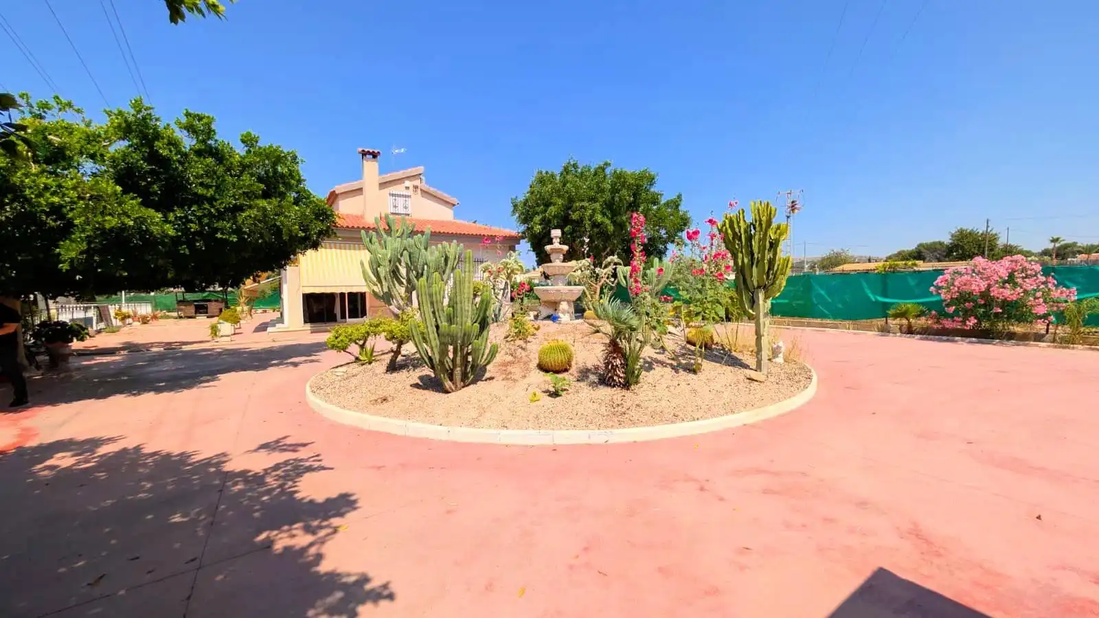 Jardí de Casa o xalet en venda en Elche / Elx amb Aire condicionat, Calefacció i Jardí privat