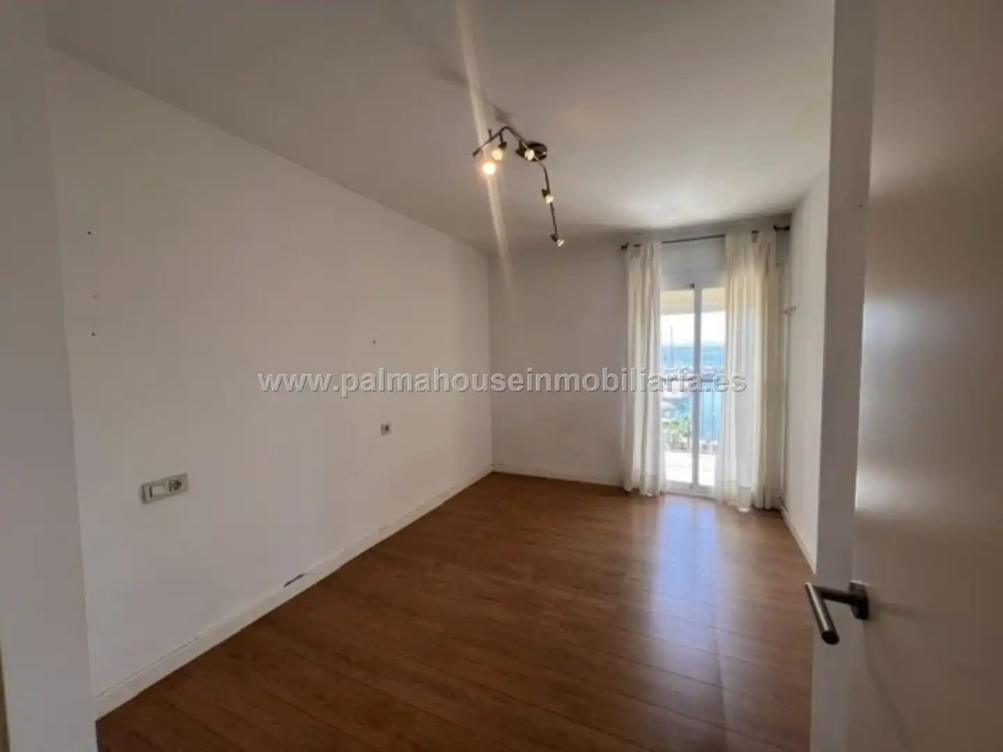 Habitación de Piso en venta en  Palma de Mallorca con Aire acondicionado, Parquet y Terraza