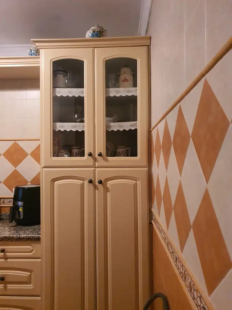 Cocina de Casa o chalet en venta en Brenes con Aire acondicionado, Jardín privado y Terraza