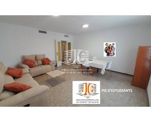 Living room of Flat to rent in Tortosa  with Air Conditioner and Furnished