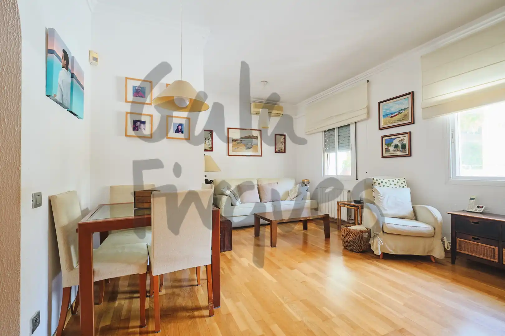 Sala de estar de Piso en venta en Barcelona con Aire acondicionado, Calefacción y Parquet