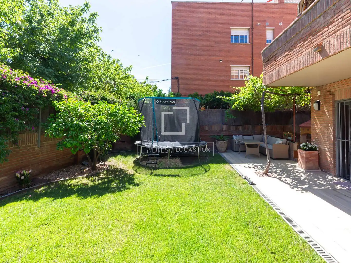 Jardín de Piso en venta en Esplugues de Llobregat con Aire acondicionado, Calefacción y Jardín privado