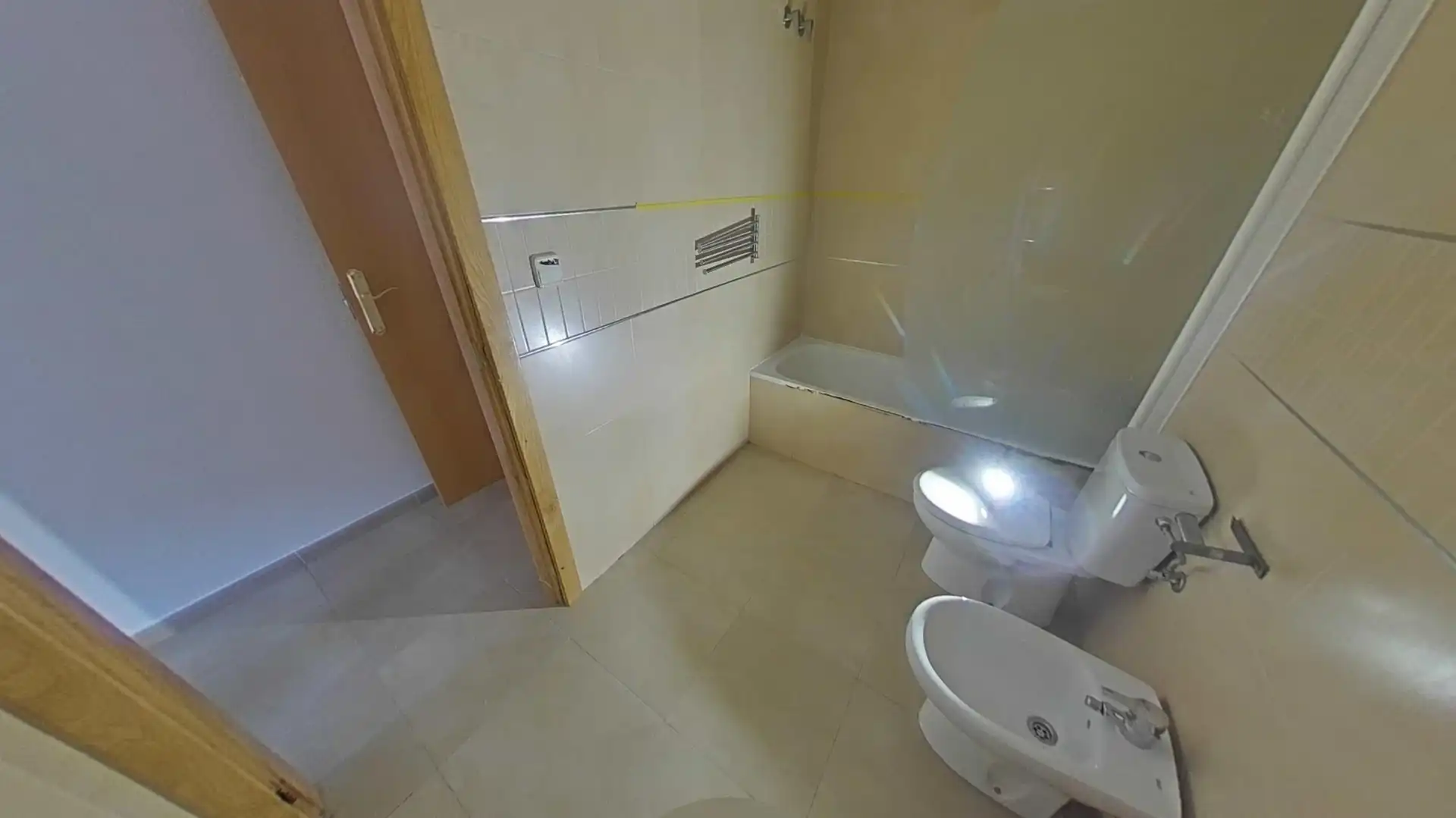 Baño de Piso en venta en Murcia con Terraza y Trastero
