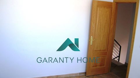Foto 5 de Casa adosada en venta en El Valle, Lucena