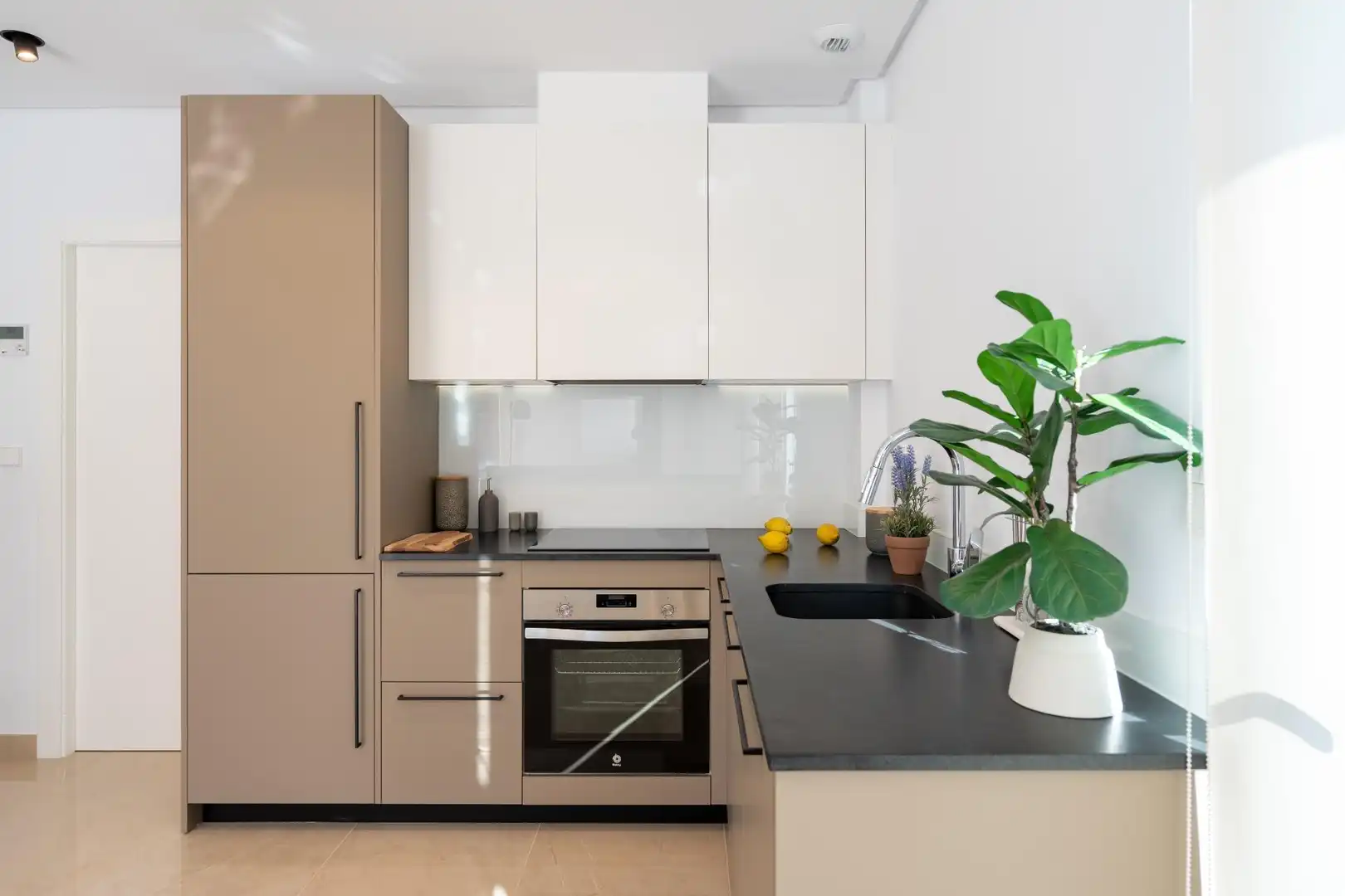 Cocina de Casa adosada en venta en Santa Pola con Aire acondicionado, Jardín privado y Terraza