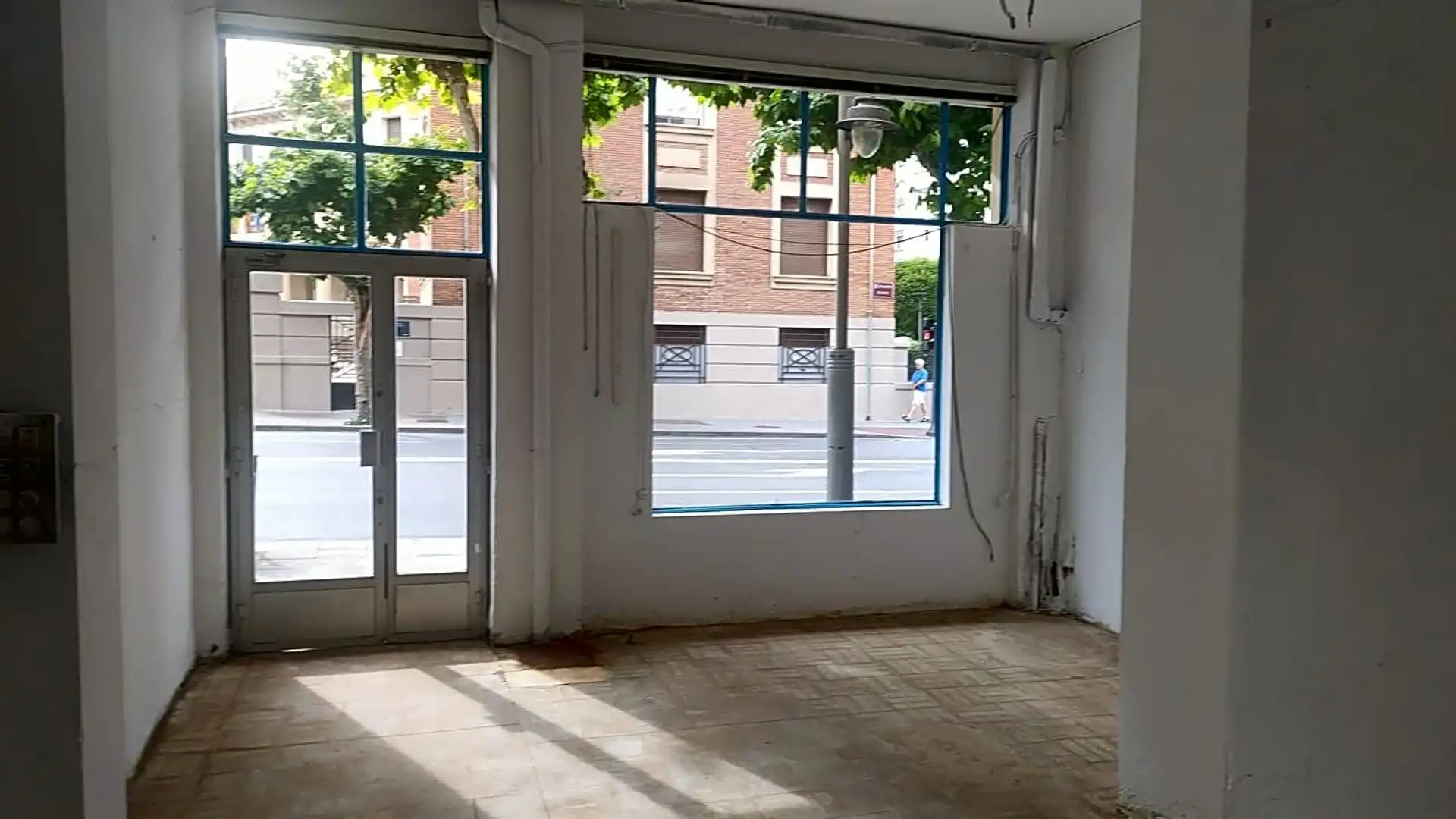 Local de alquiler en  Logroño