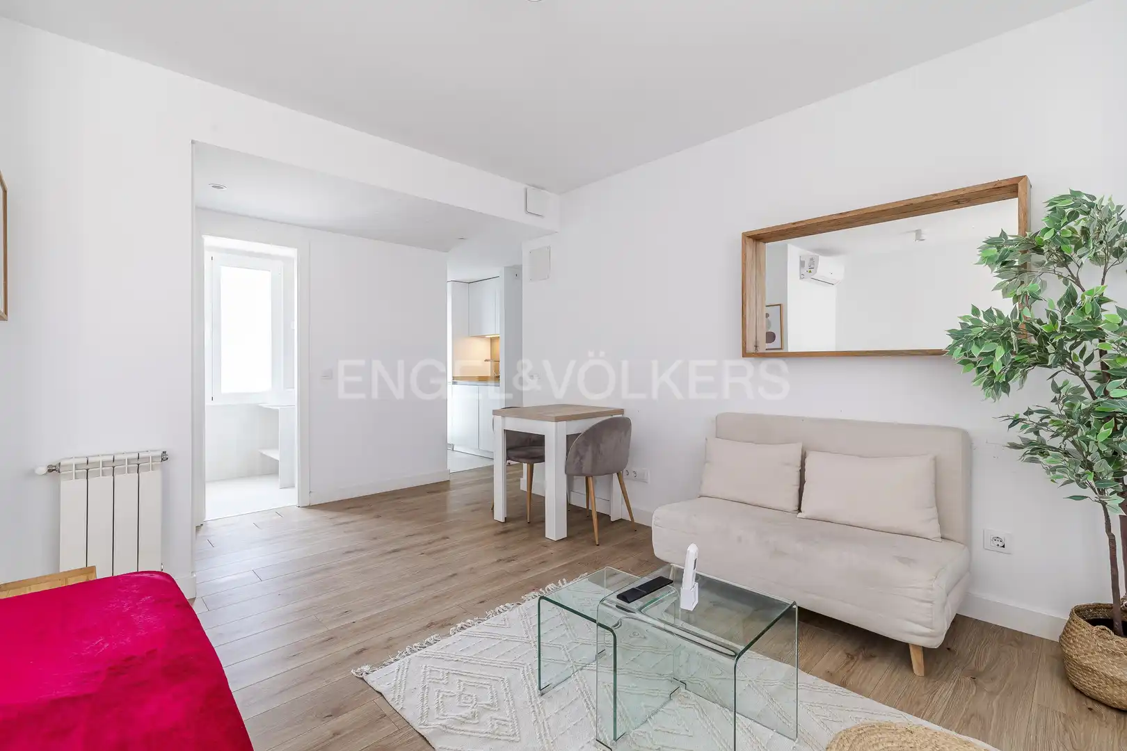 Sala de estar de Apartamento de alquiler en Madrid con Aire acondicionado, Calefacción y Terraza