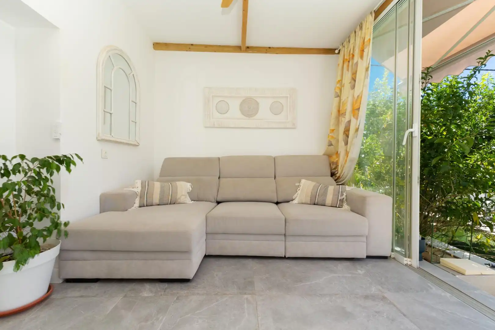 Sala de estar de Casa o chalet en venta en Málaga con Aire acondicionado, Jardín privado y Terraza