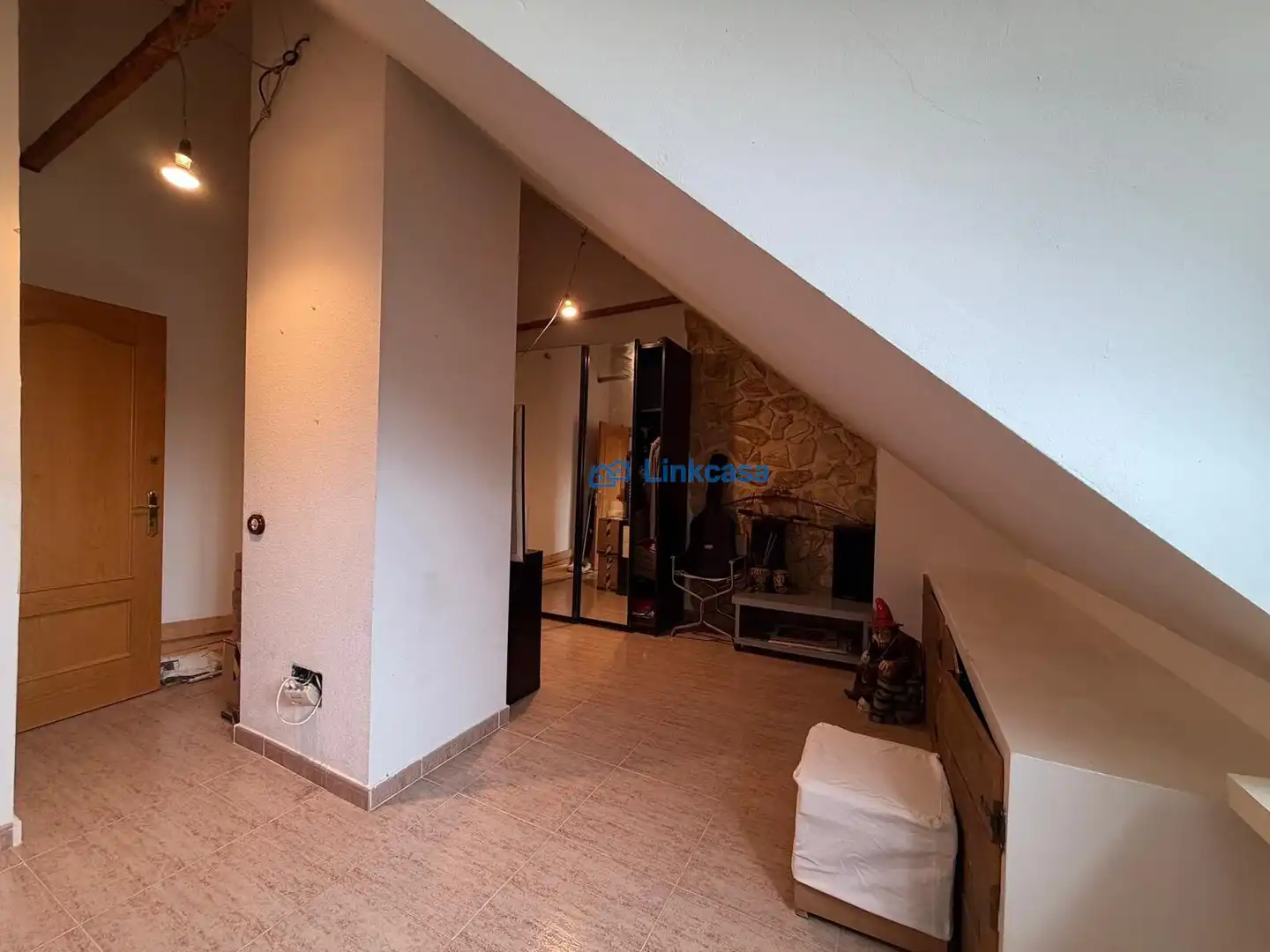 Casa adosada en venta en Velilla de San Antonio con Aire acondicionado, Calefacción y Jardín privado
