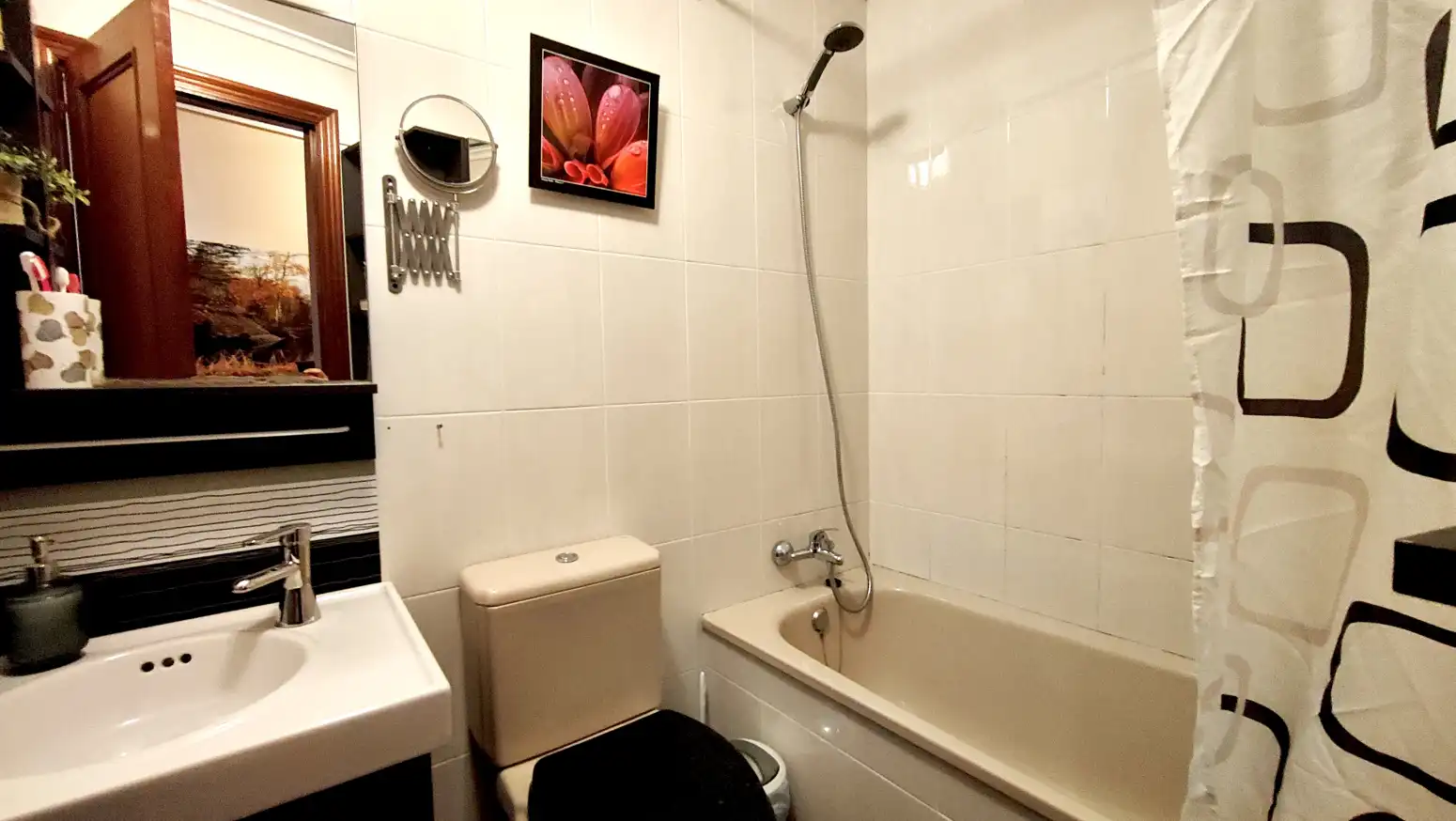 Baño de Piso en venta en Santander con Calefacción, Parquet y Balcón