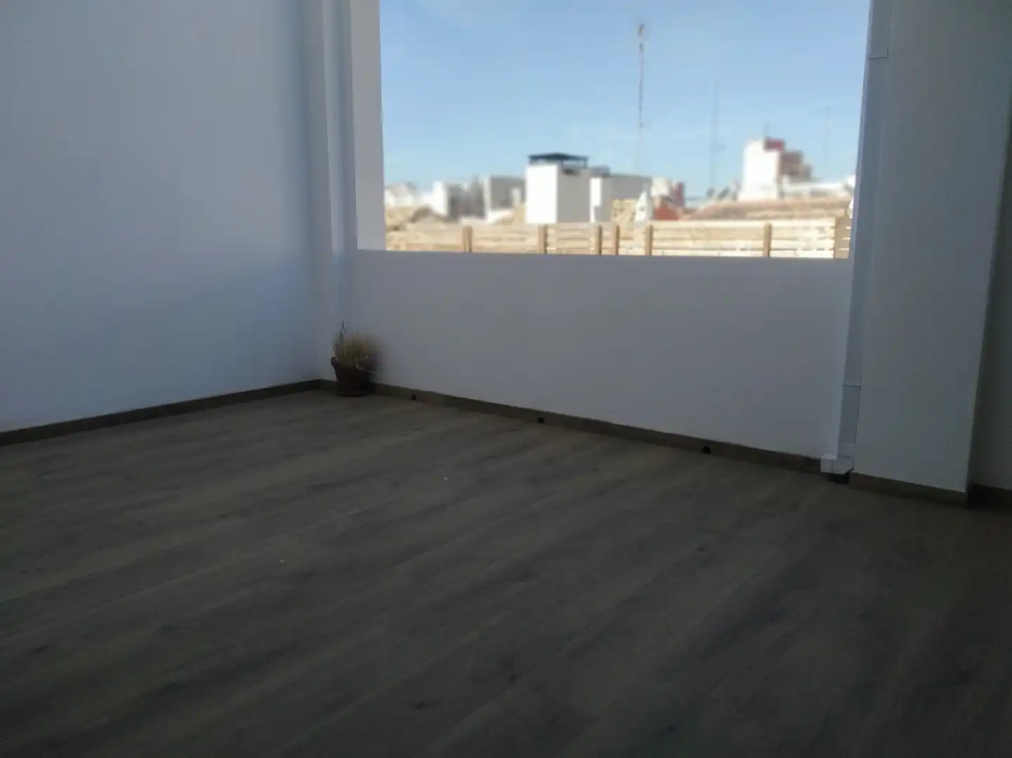 Piso de alquiler en CL QUART, El Pilar