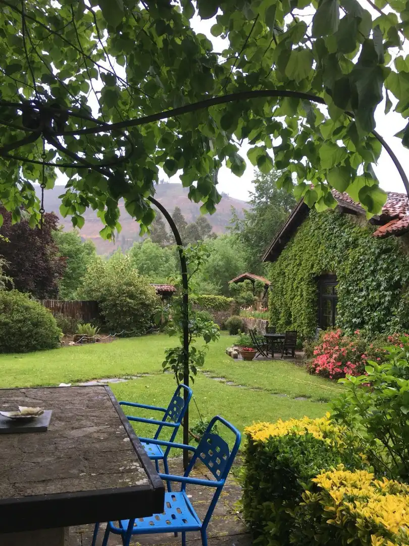 Garden of Country homes for sale in Cabuérniga  with Heating, Private garden and Parquet flooring