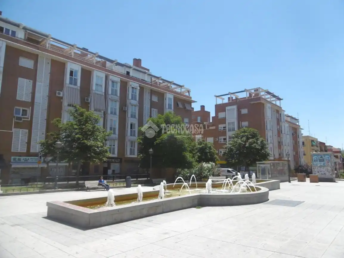 Exterior view of Flat for rent in Madrid  with Air Conditioner and Furnished