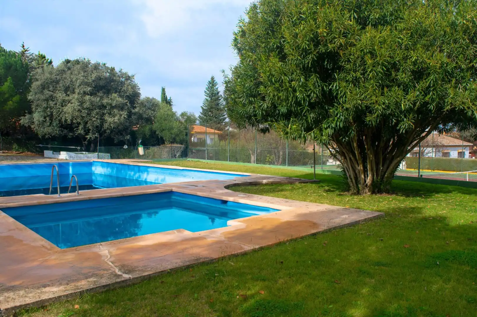 Schwimmbecken von Haus oder Chalet zum Verkauf in Ronda mit Klimaanlage, Heizung und Privatgarten