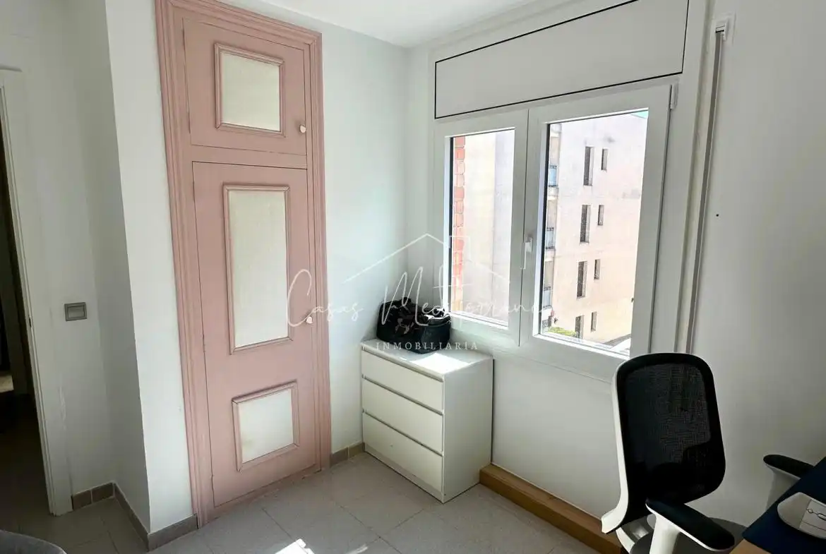 Habitación de Piso en venta en Vandellòs i l'Hospitalet de l'Infant con Aire acondicionado, Calefacción y Alarma