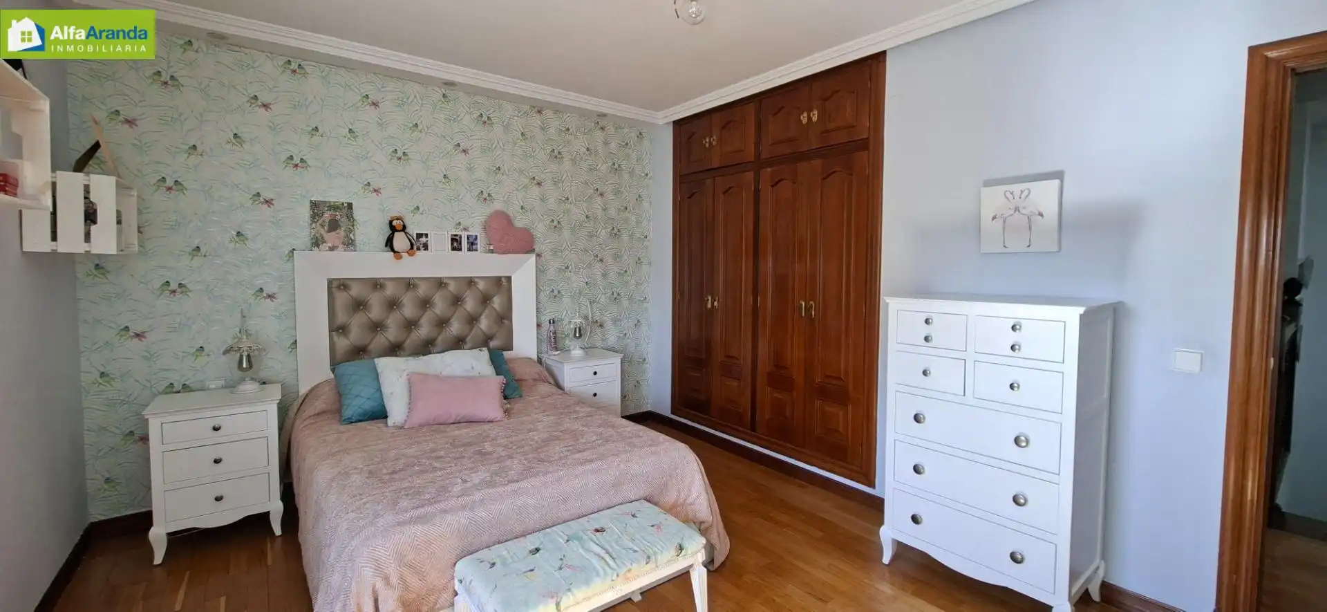 Dormitori de Casa o xalet en venda en Fuentespina amb Calefacció, Jardí privat i Parquet