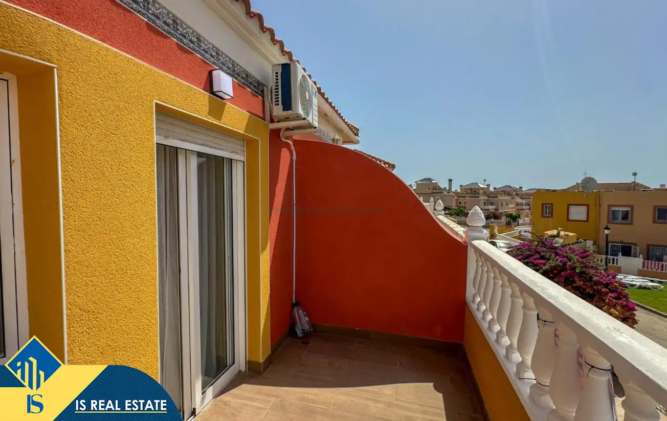 Terrassa de Casa adosada en venda en Orihuela amb Aire condicionat, Calefacció i Terrassa