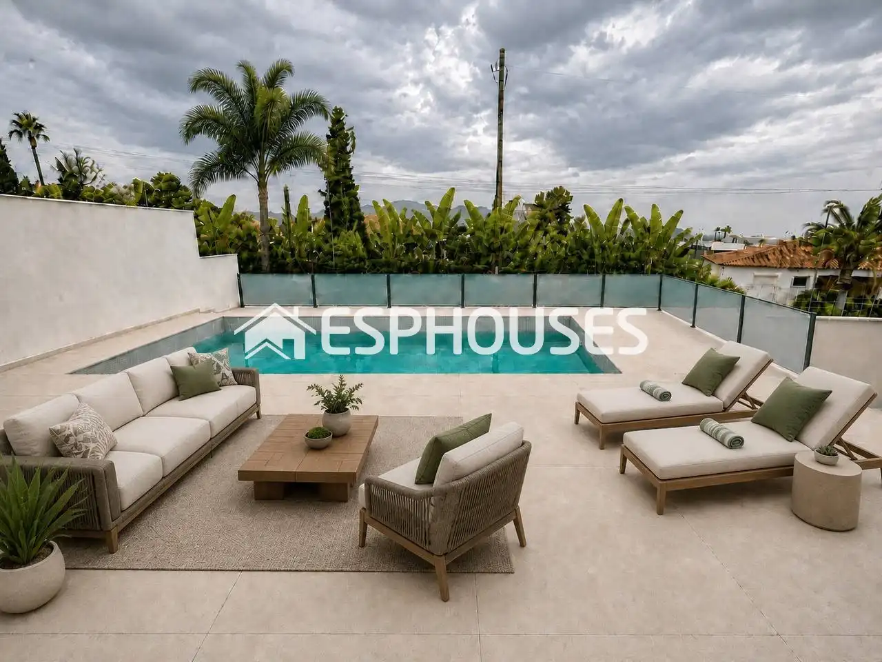 Detached house with pool for sale in Barranco Hondo