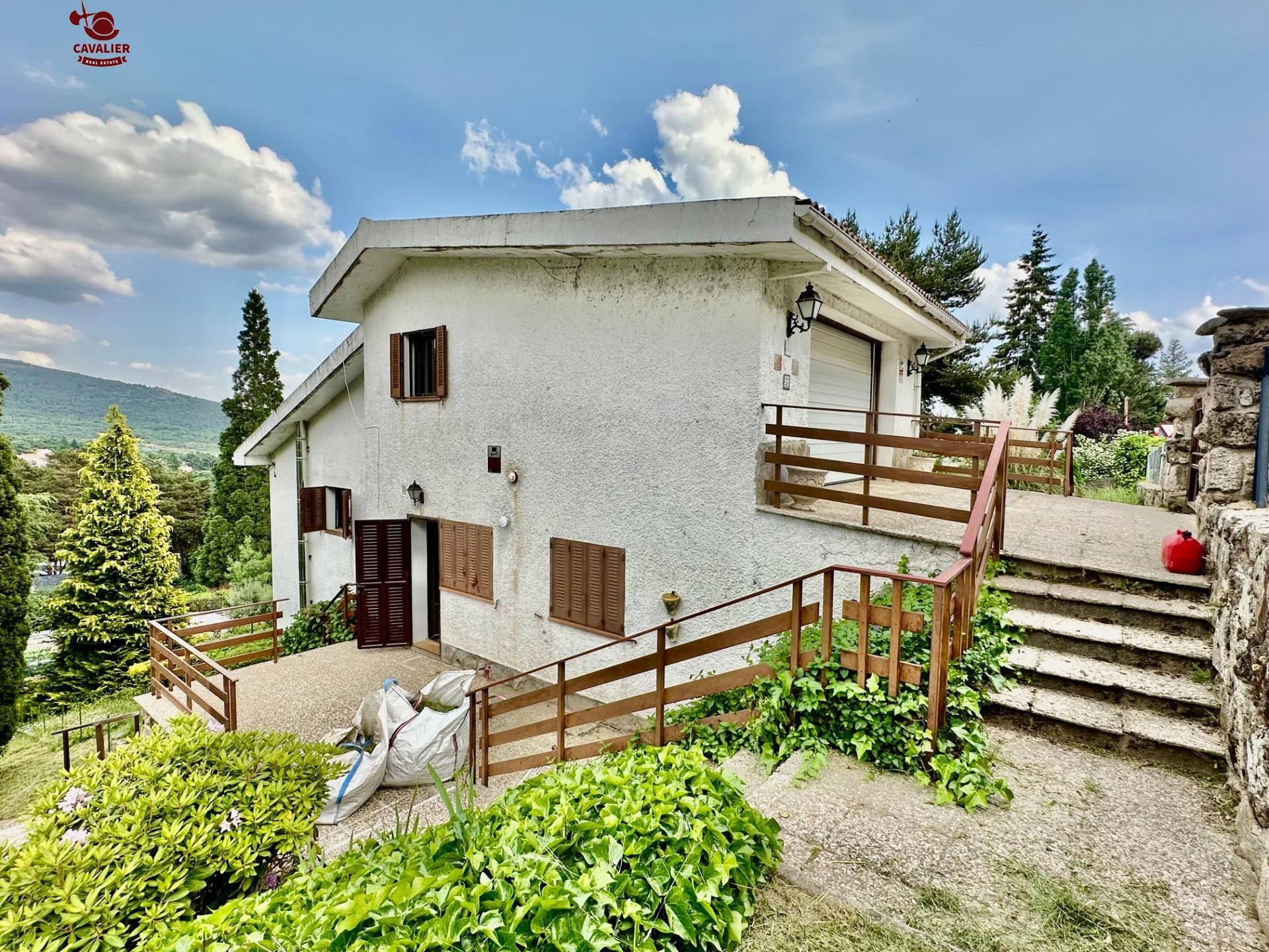 Exterior view of House or chalet for sale in Cercedilla  with Heating, Private garden and Terrace